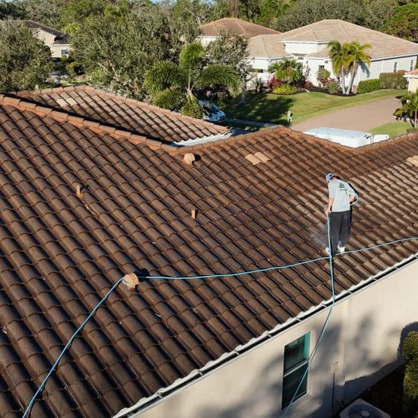 residential pressure washing revisited Home Tips for Returning Snowbirds roof cleaning