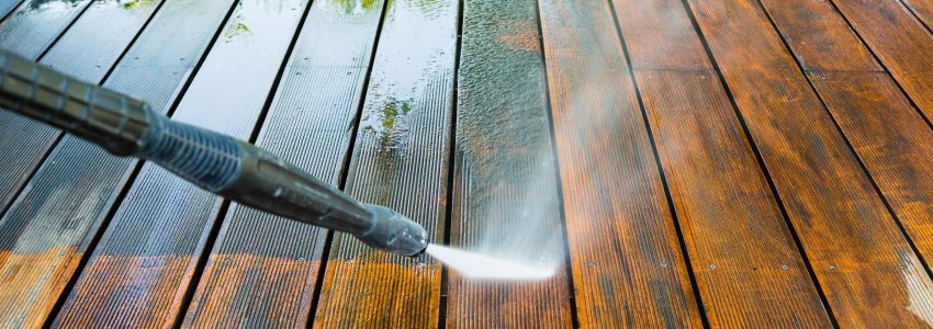 residential pressure washing revisited deck and patio cleaning importance in the summer get ready for summer Wood deck pressure washed half way.